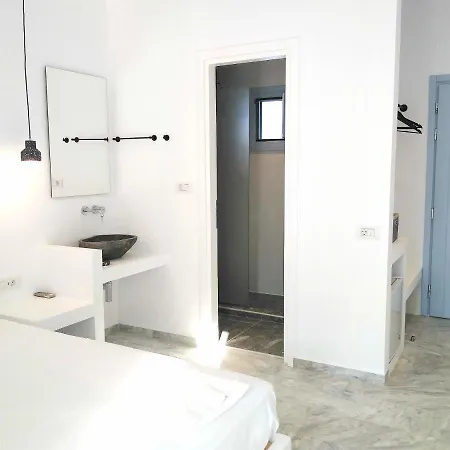 Nissos Ios Hotel Mylopotas