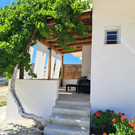 Nissos Ios Hotel 2*