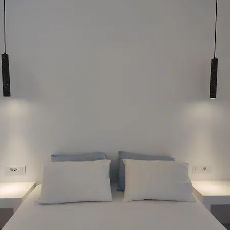 Nissos Ios Mylopotas