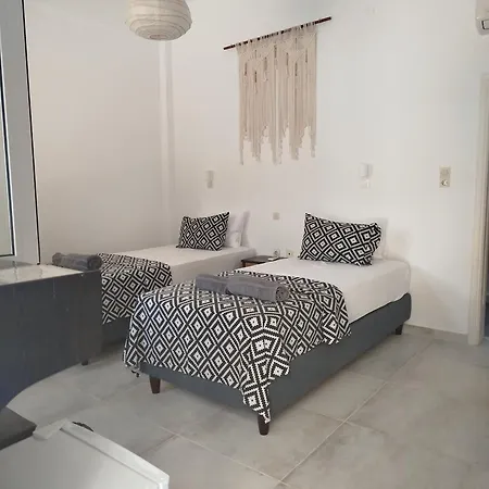 Nissos Ios Hotel