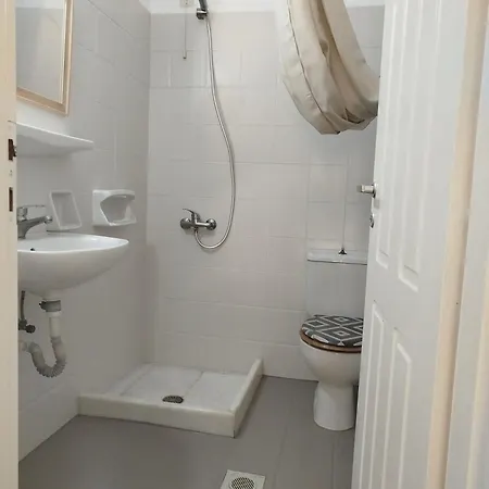 Nissos Ios Mylopotas