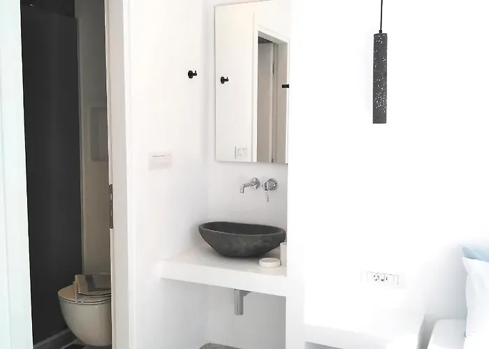 ニソス イオス 2* ミロポタス