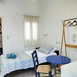 Hotell Nissos Ios 2*