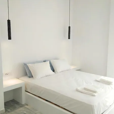 Nissos Ios Mylopotas