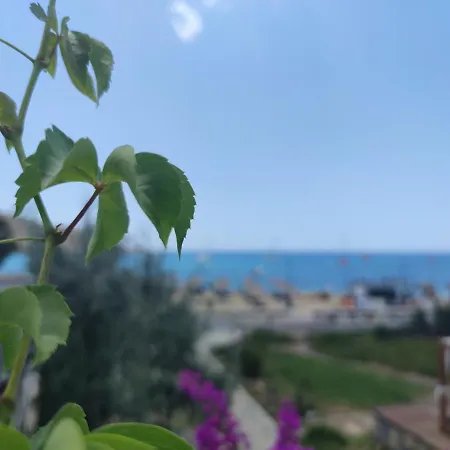 Hotel Nissos Ios 2*