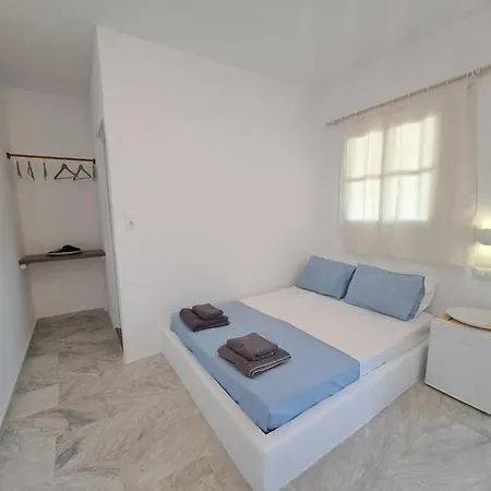 νήσος ίος