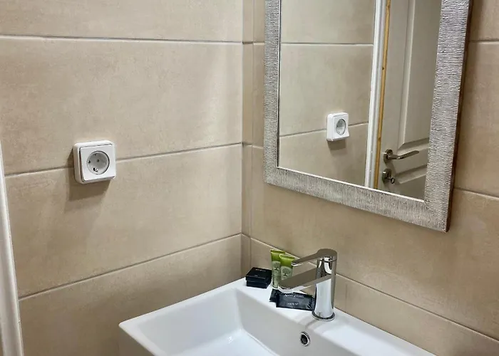 Ξενοδοχείο νήσος ίος 2*